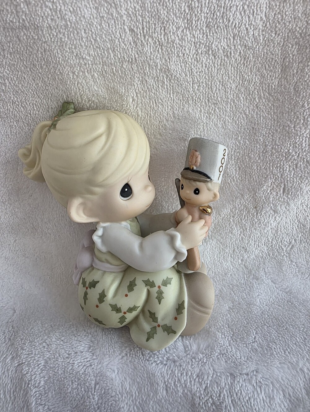 Precious Moments 2001 Annual Nutcracker Figurine #877433